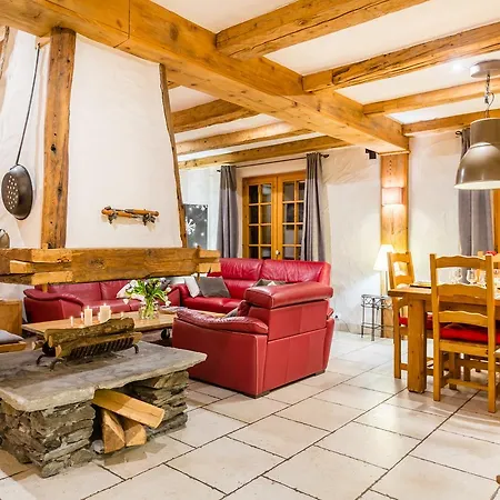 Le Chalezon Holiday home *