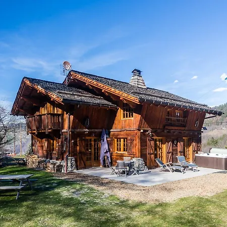 Le Chalezon * Meribel